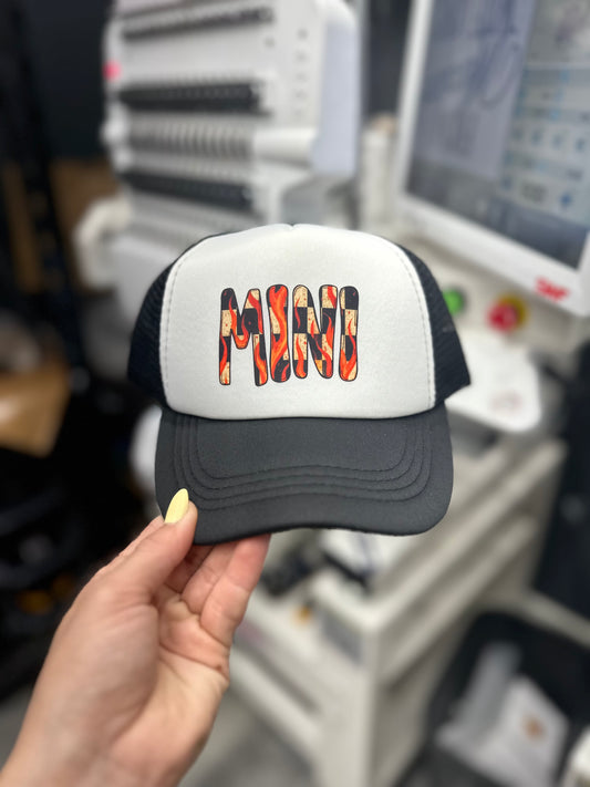 Mini checkered flame trucker hat