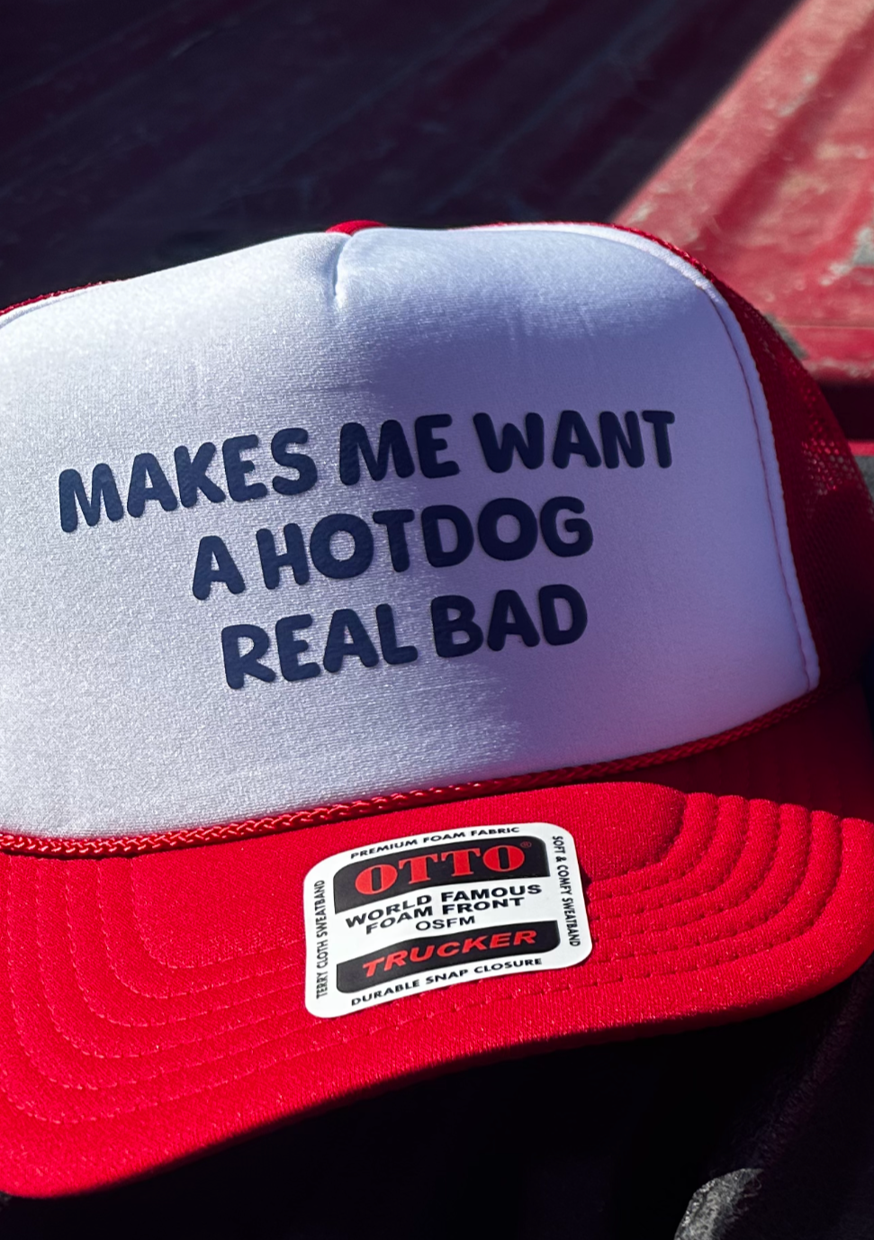 Hotdog vinyl foam trucker hat