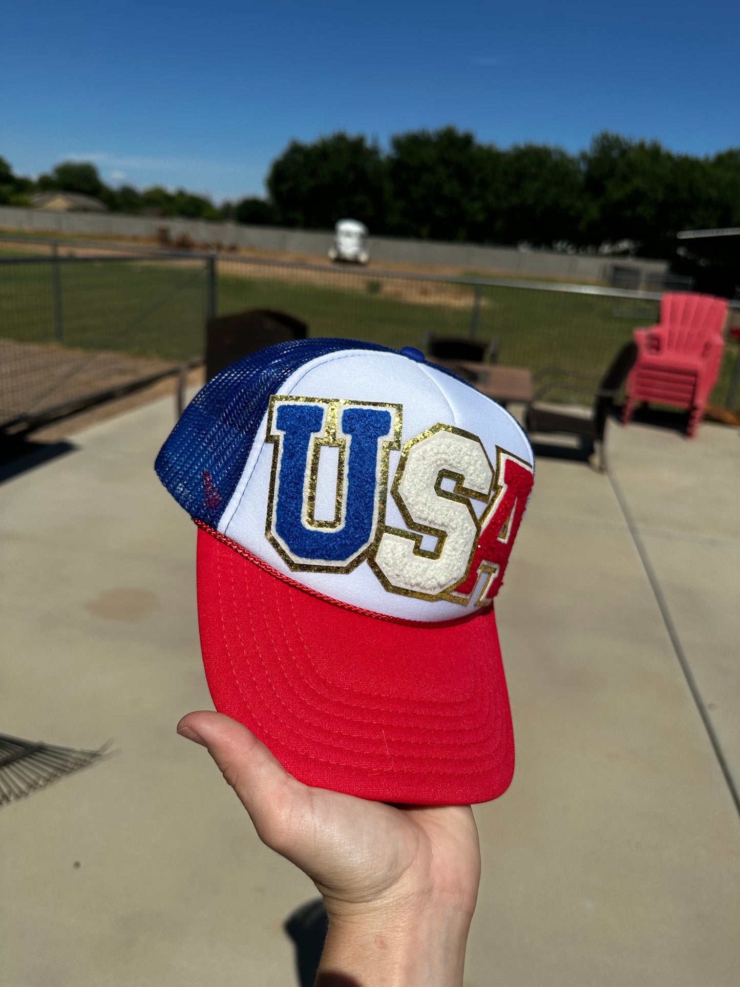 Red/White/Blue USA trucker