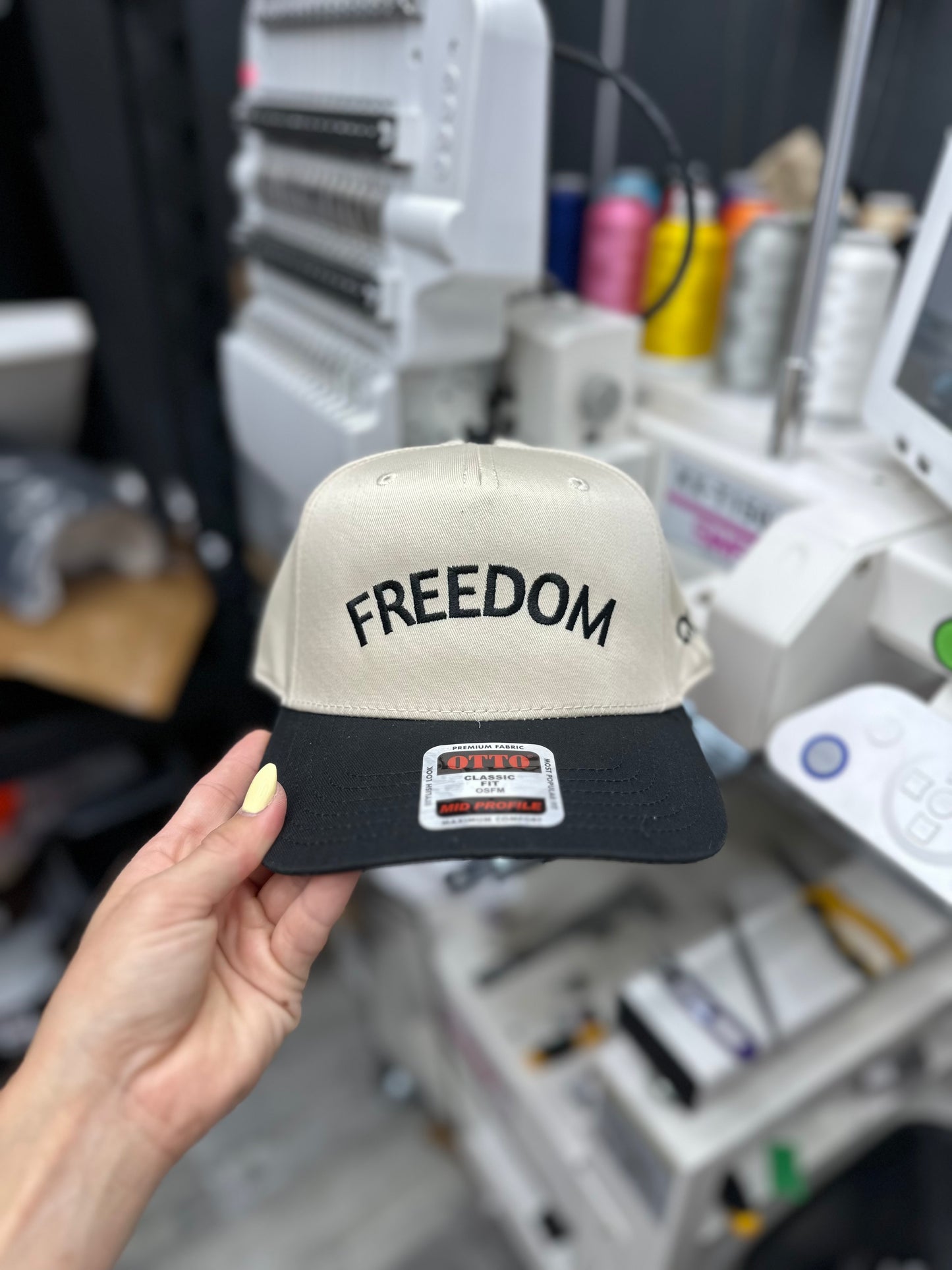 Freedom CK side embroidered hat