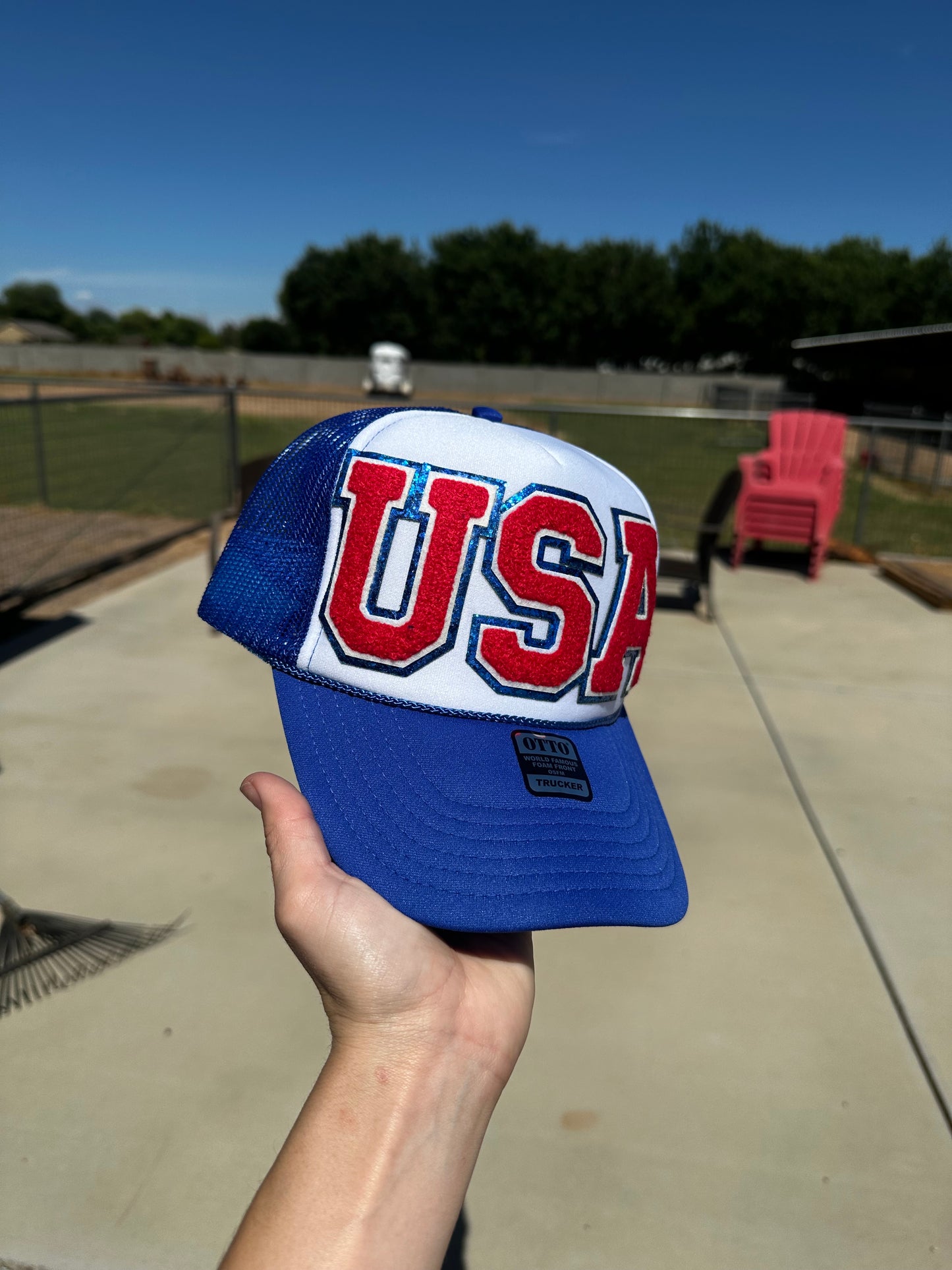 White/Blue USA trucker