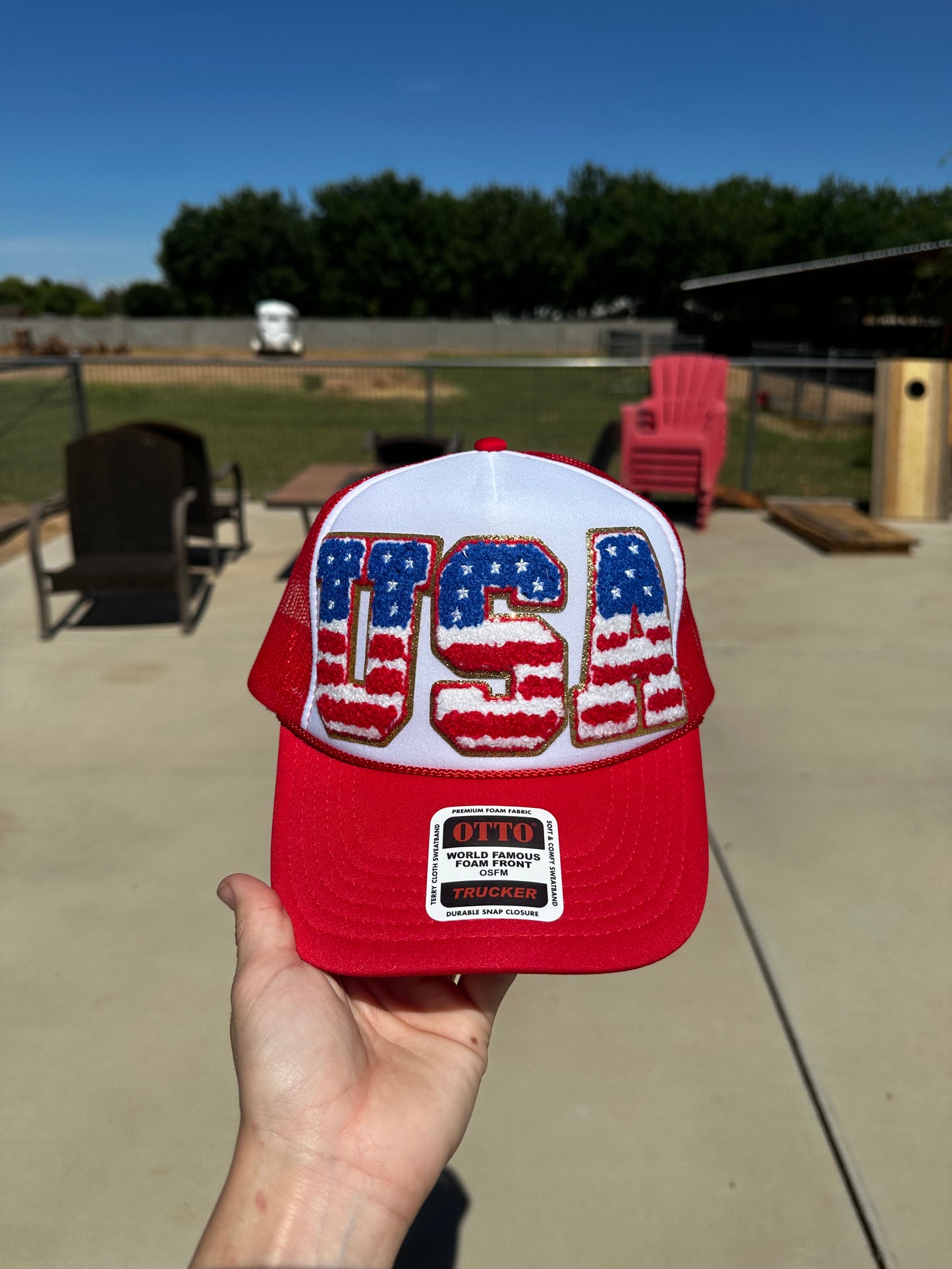 White/Red USA trucker