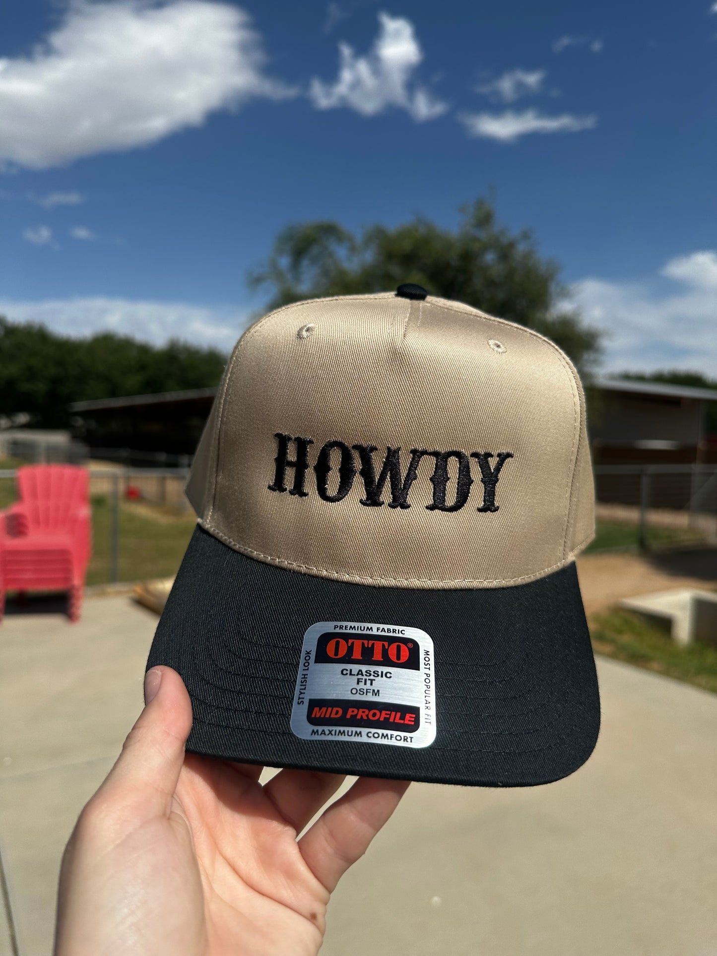 Howdy embroidered hat