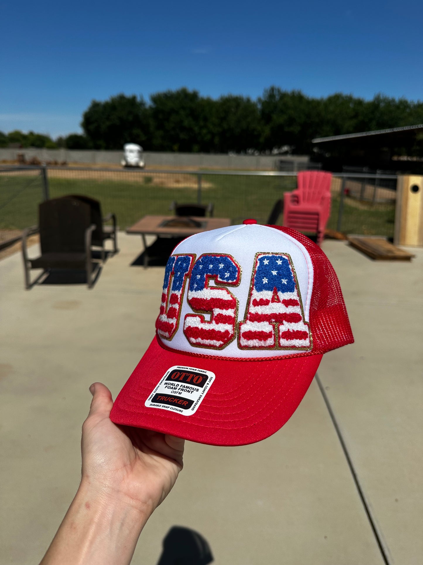 White/Red USA trucker