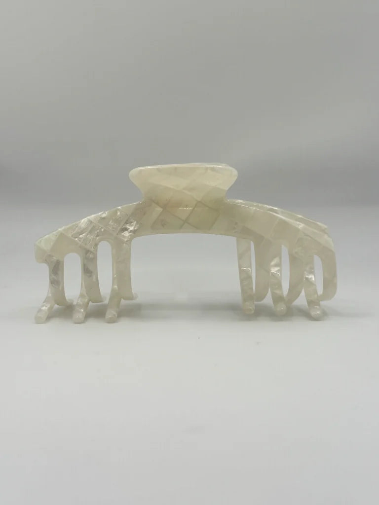 Tucker hat claw clips